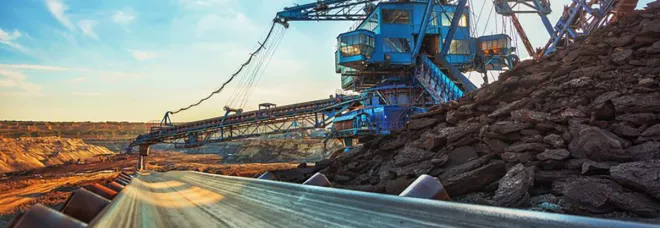 Article Teaser -  orig long ore conveyor 123rf
