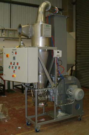 pennaire_news_8.11.04