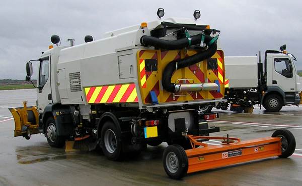 eriez_magentic_sweeper_airport