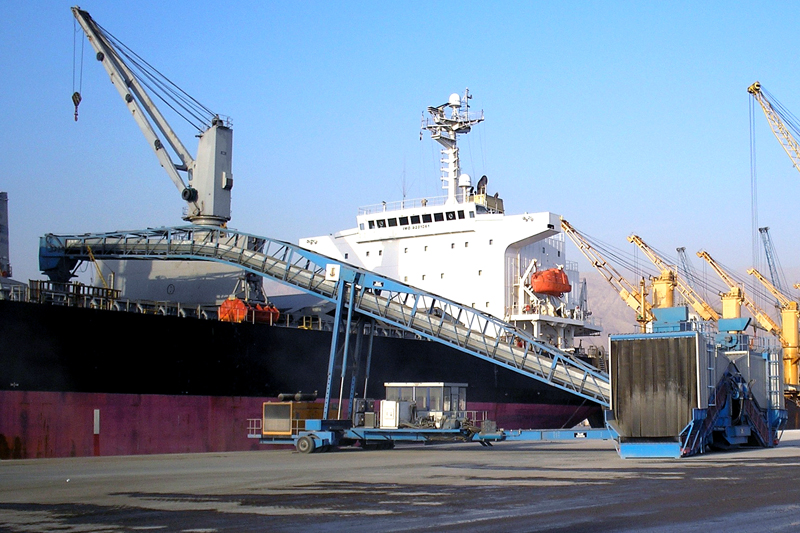 aumund_uae-shiploader