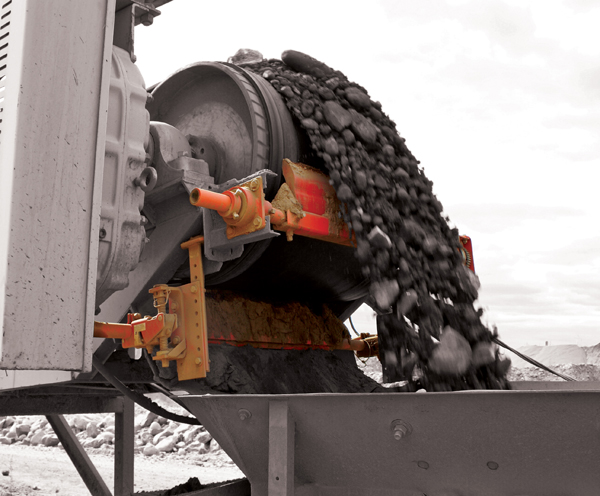 martin_engineering_urethanes_belt_cleaners