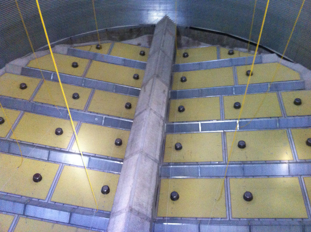 vibrafloor_installation_silo_2