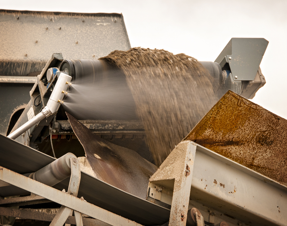 dct_dustboss_db-m_mini_on_crusher