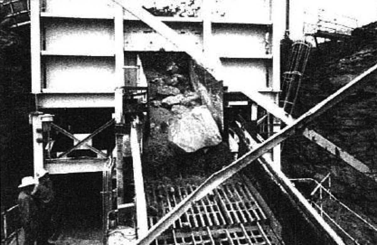 Fig. 8: Grizzly Loading Chute shown by Conveyor Equipment Manufacturers Association [2].

