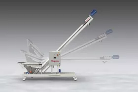 Flexicon Mobile Tilt-down Flexible Screw Conveyor with support boom positioned against and parallel to the conveyor tube can manoeuvre through low headroom areas, discharge in restricted spaces throughout the plant, and then roll to a wash down station.
