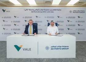 Eduardo Bartolomeo, the CEO of Vale and&nbsp;Captain Mohamed Juma Al Shamisi, Managing Director and CEO of AD Ports Group.&nbsp;(Picture: ©AD Ports Group)
