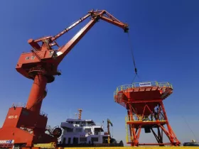 Umweltfreundlich und effektiv: SAMSON Eco Hopper im Hafen von Zhenjiang (Picture: ©AUMUND Group)
