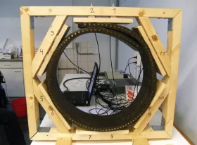 Fig. 3: Six plate wooden test set-up at Delft University of Technology, Section of Transport Engineering and Logistics, the Netherlands [4]. (Picture: © Delft Univ. Technol.)
