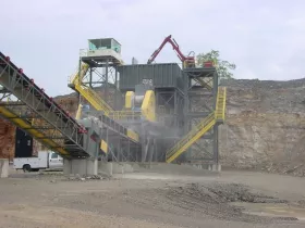 Conveying, storage, and processing&nbsp;are all activities that generate dust. (Pictures: ©Martin Engineering)
