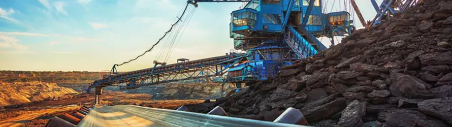 Article Teaser -  orig long ore conveyor 123rf